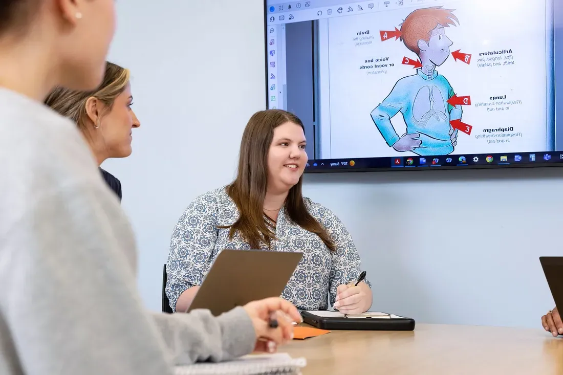 Violet Cabot ’24, G’25 in the Gebbie Speech, Language and Hearing Clinic, the linchpin of the 4+1 speech-language pathology program.